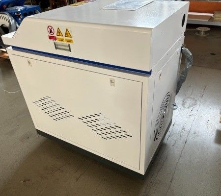Maison 2000w 3000w Pulse Machine de nettoyage au laser à fibre pour le nettoyage de surface de rouille sur les surfaces métalliques par le système de contrôle Au3tech