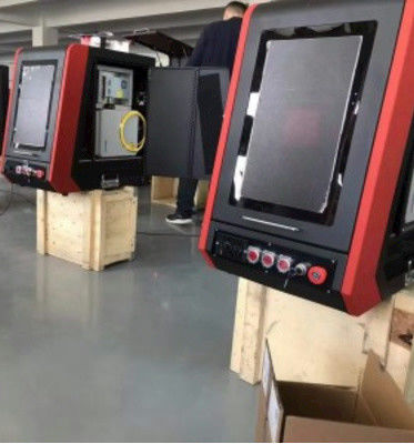 Machines de marquage de CO2 à haute efficacité à laser à fibre UV pour gravure profonde en métal 20w 30w 50w Réglage de puissance 10 à 100%