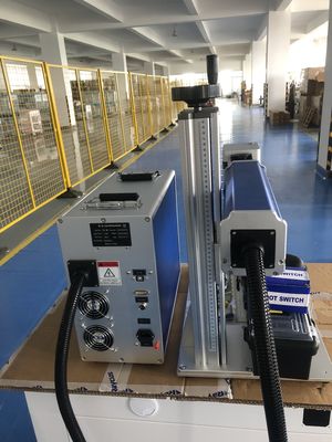 Machine de marquage laser de gravure de haute précision 3W 5W 10W avec conception refroidie par eau refroidie par air et format graphique pris en charge Dwg
