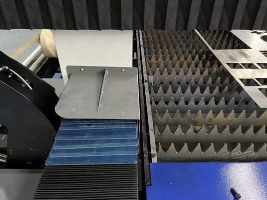 30 mm d'épaisseur de coupe Industrie Machine de découpe laser à fibre de plaque et de tube à composants électriques Schneider