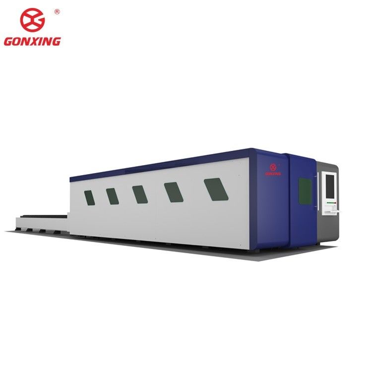 30 mm d'épaisseur de coupe Machine de découpe laser à fibre entièrement fermée et table échangeable pour couper des matériaux métalliques en tube